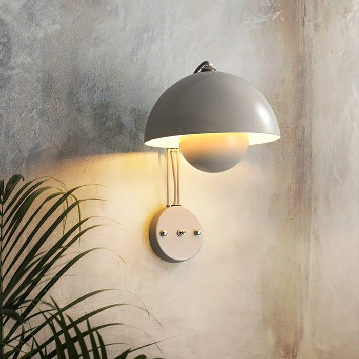 Nokturna - Moderne LED Wandleuchte Blütenform