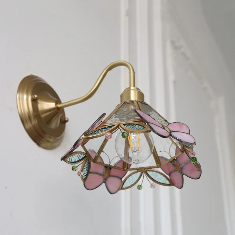 Mureto - Wandleuchte aus Klarglas mit Kupferfuß und