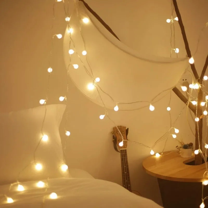 Solix - LED-Lichterkette mit Kugeln, Schutzart IP67