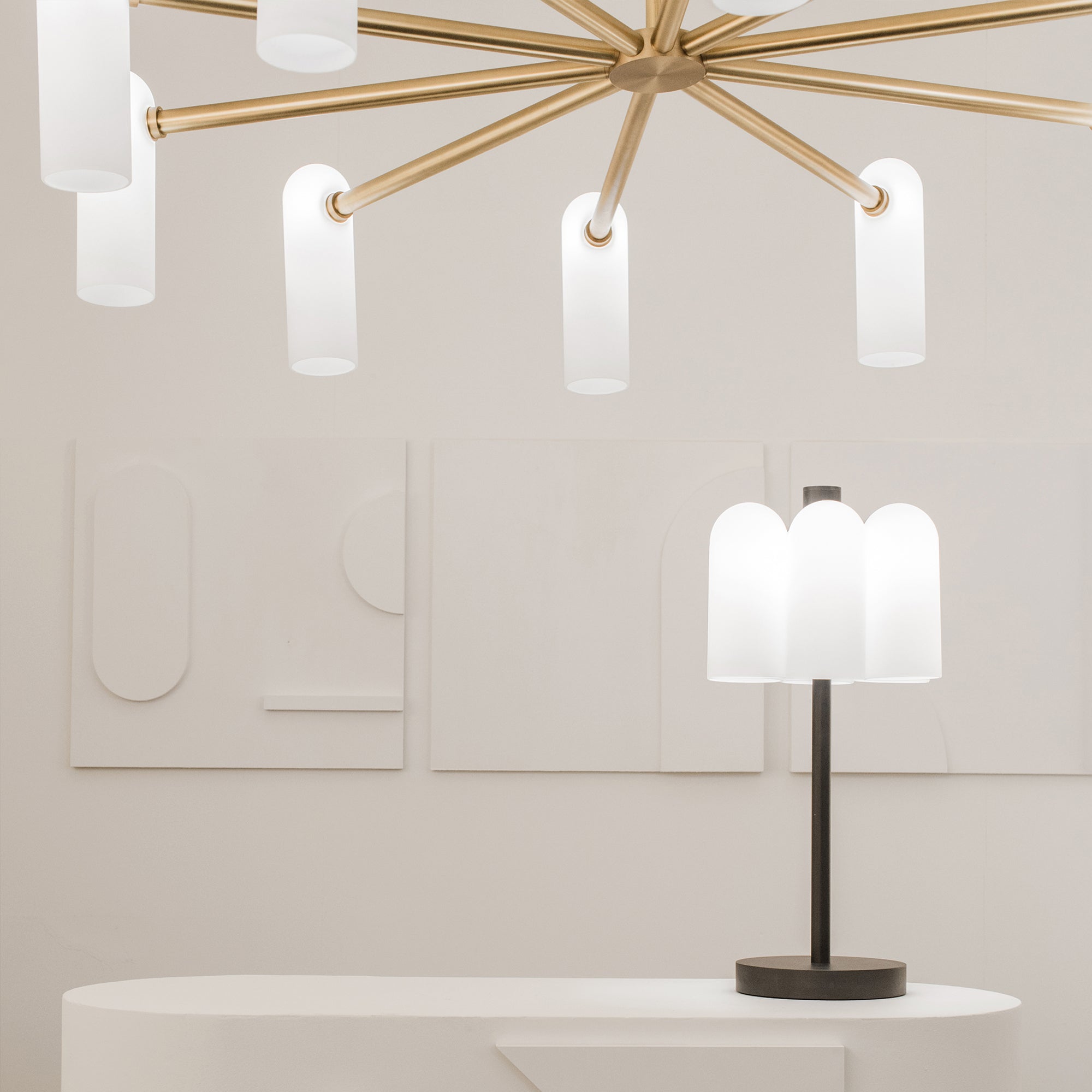 Schwung - Lighting - Runder Kronleuchter, Metall/Glas