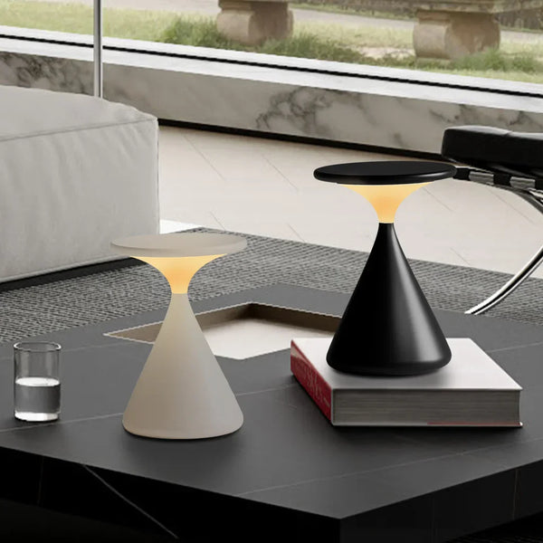 Tabla - Kabellose Tischleuchte in Sanduhrform aus Aluminium