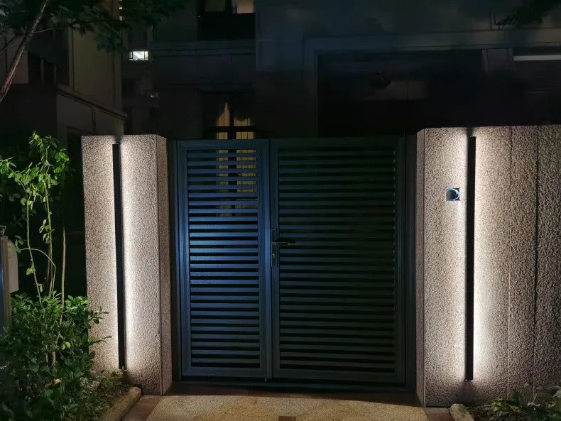 Lumera - LED-Wandleuchte, schwarzes Acryl