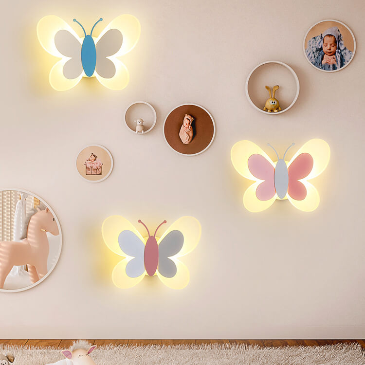 Calmo - LED-Wandleuchte in SchmetterlingLED Wandleuchte