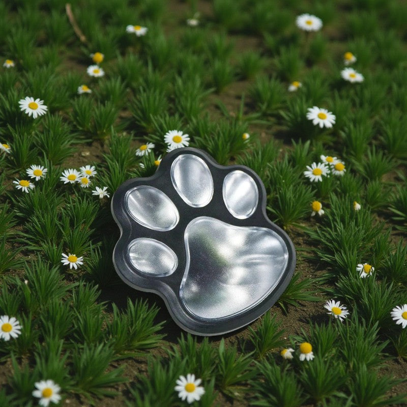 Solarbetriebene LED-Gartenlampe mit Hundepfote und Dekorbeleuchtung