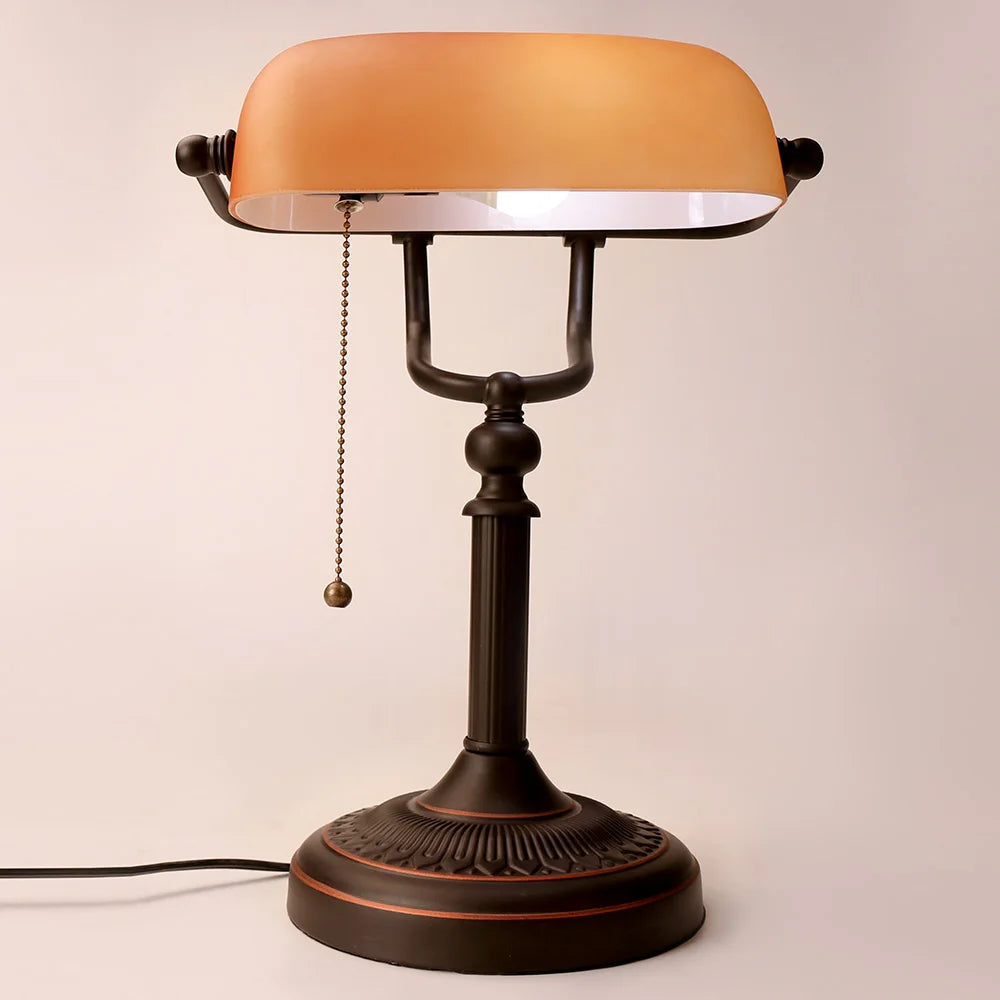 Studio - Vintage-Tischleuchte aus mattem, orangefarbenem
