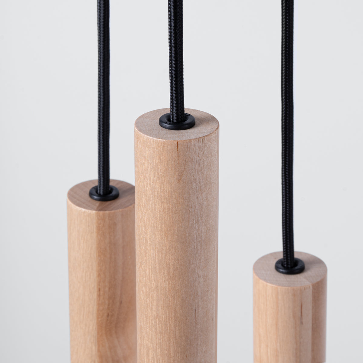 Nimbus - Pendelleuchte aus Holz mit 5 Leuchten