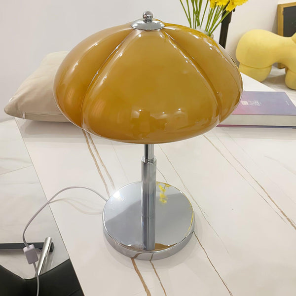Lino - Bauhaus-Pilz-Tischleuchte mit bernsteinfarbenem