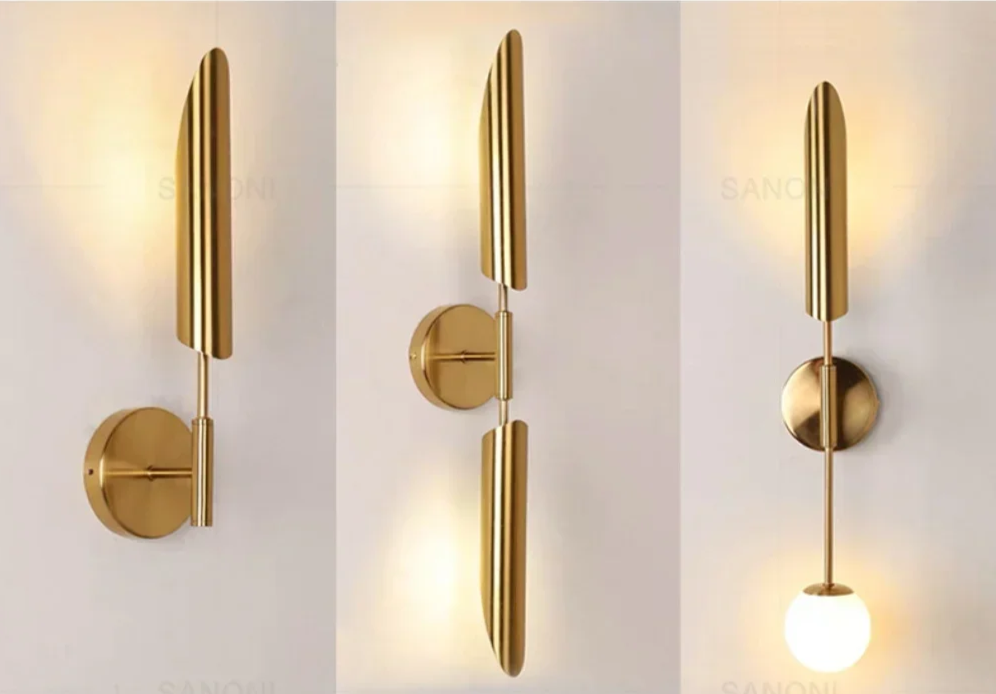 Lateralis - Goldene Wandleuchte mit klarem Glasschirm und