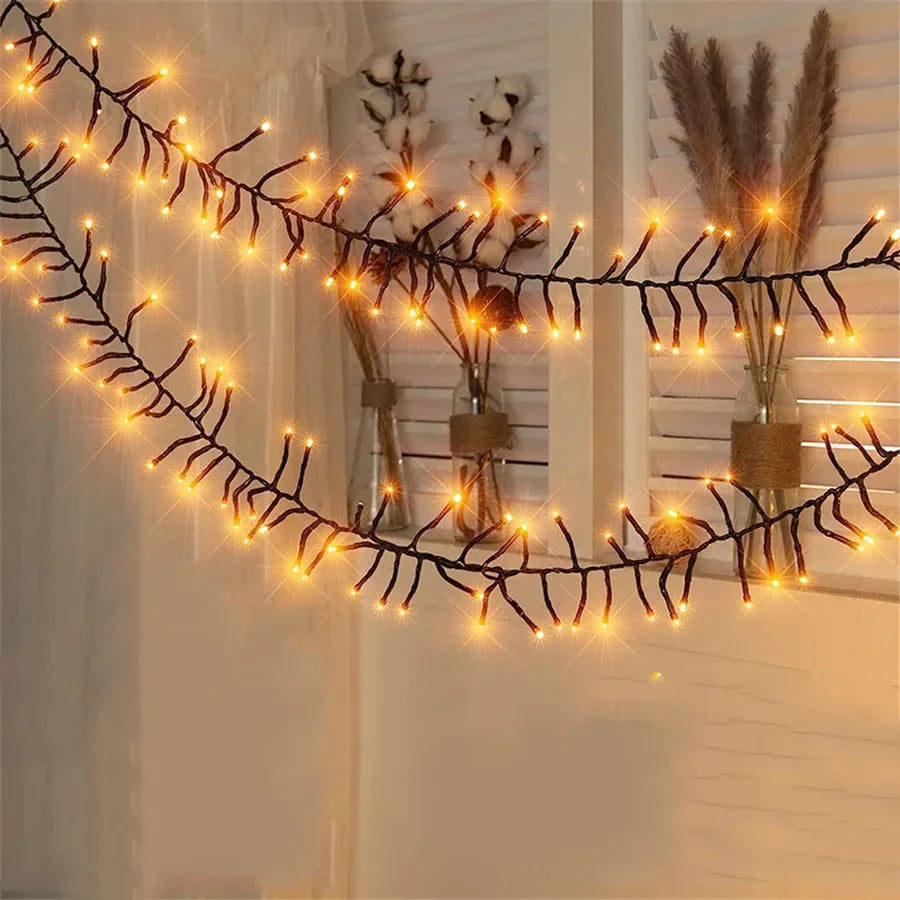 Sparkla - 25 m lange Lichterkette mit 2000 warmweißen LEDs
