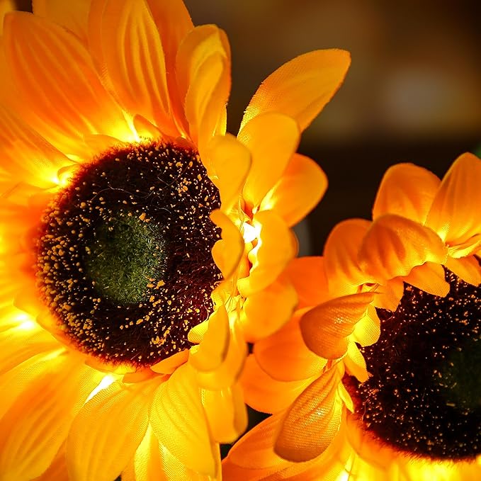 Sonnenblumenförmige - LED-Tischleuchte mit warmem Licht