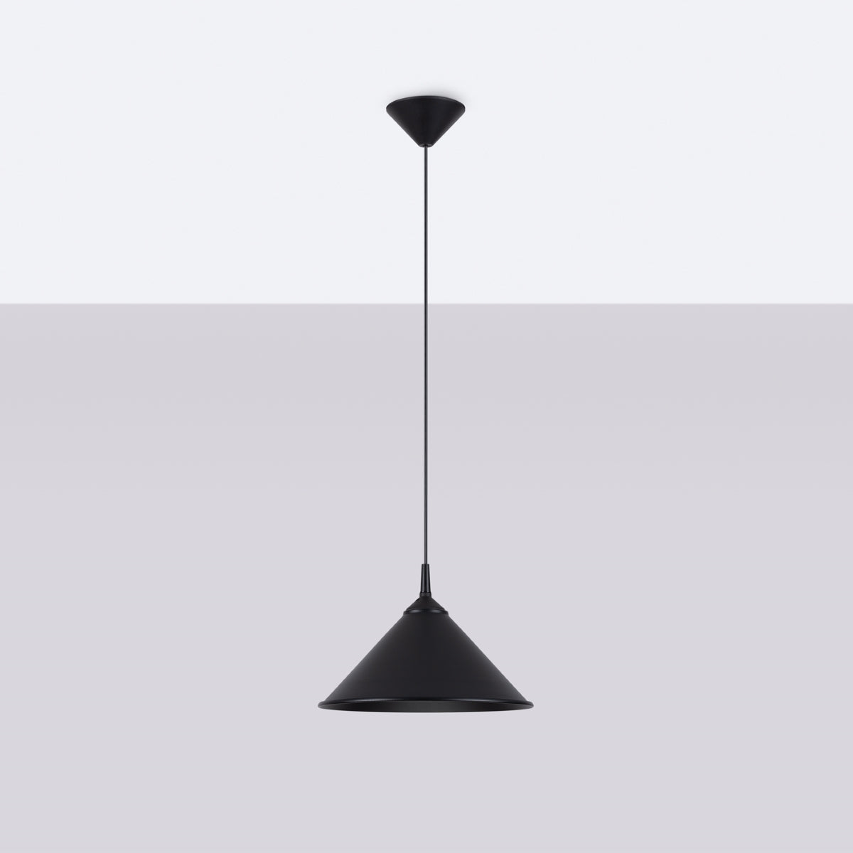 Claria - Schwarze Pendelleuchte mit Holzapplikationen in