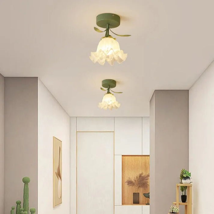 Claria - Tiffany-Deckenleuchte mit kleinen Glasblumen