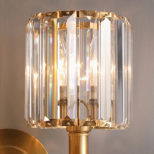 Luzana - Vintage-Kristallwandleuchte aus Messing