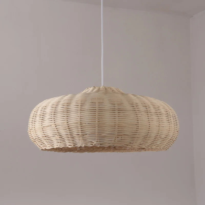 Handgeflochtene - Rattan-Pendelleuchte in Boho-Beige