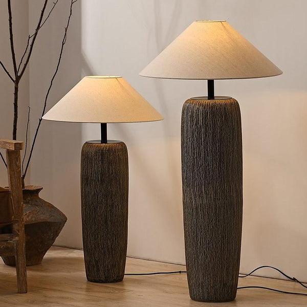 Rustikale - Stehlampe mit Stoffschirm