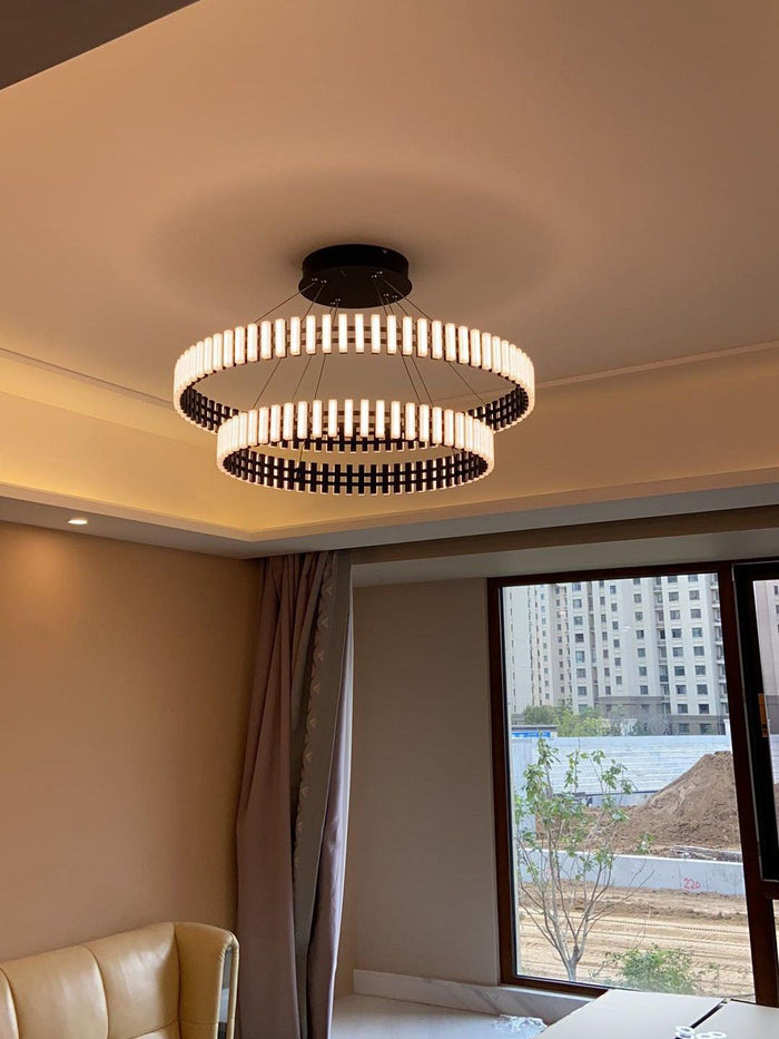 Celira - LED-Kronleuchter-Pendelleuchte im Karussell-Design