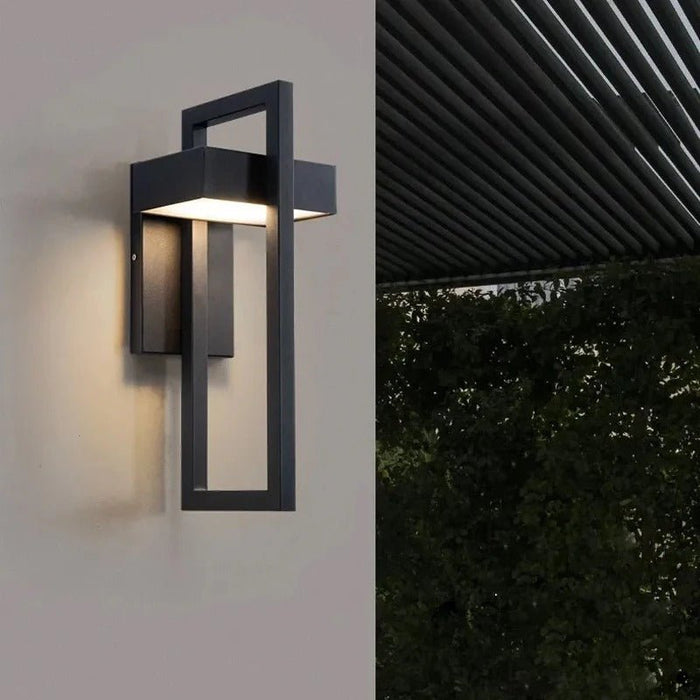 Vortia - Moderne Außenwandleuchte aus Aluminium und Acryl