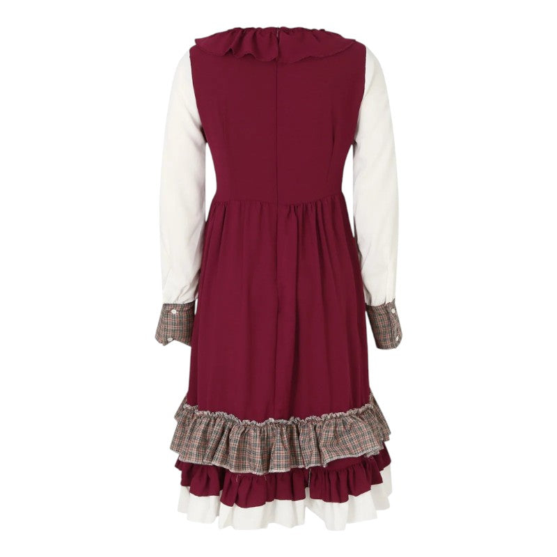 Damen-Dirndl mit Stickereien