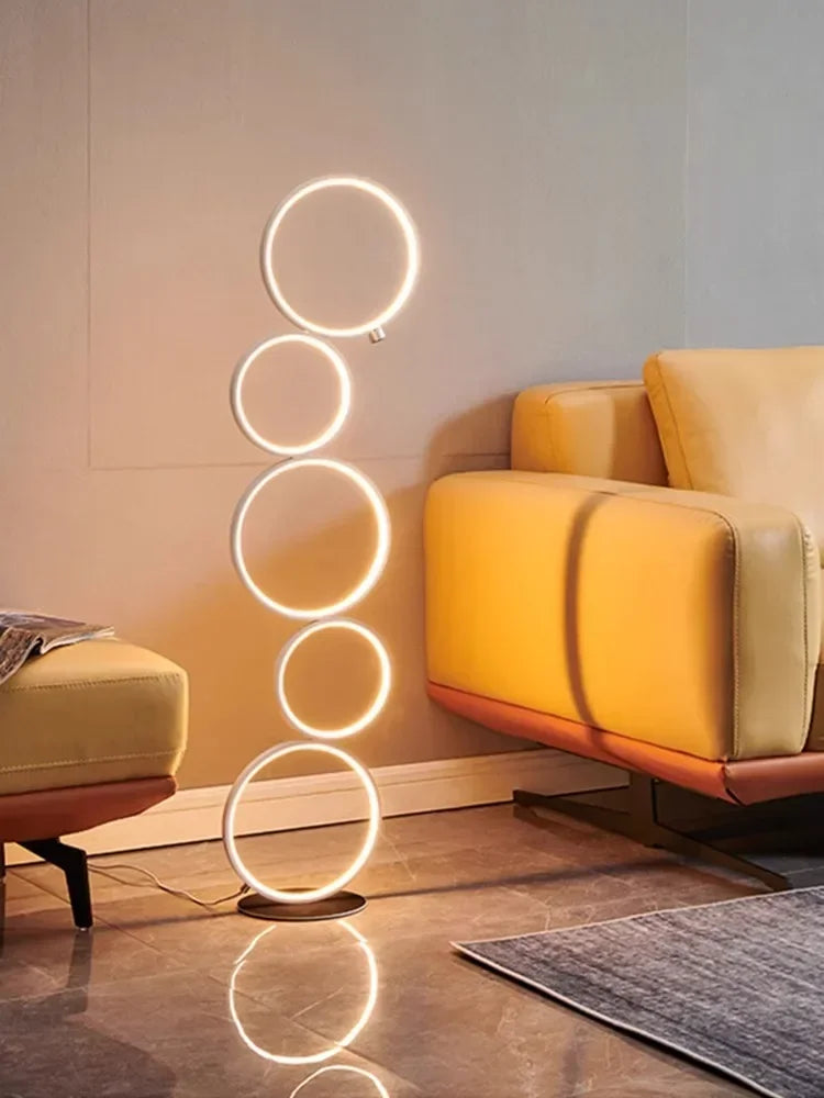 Nordische - LED-Stehleuchte, 5-Ring-Dimmfunktion