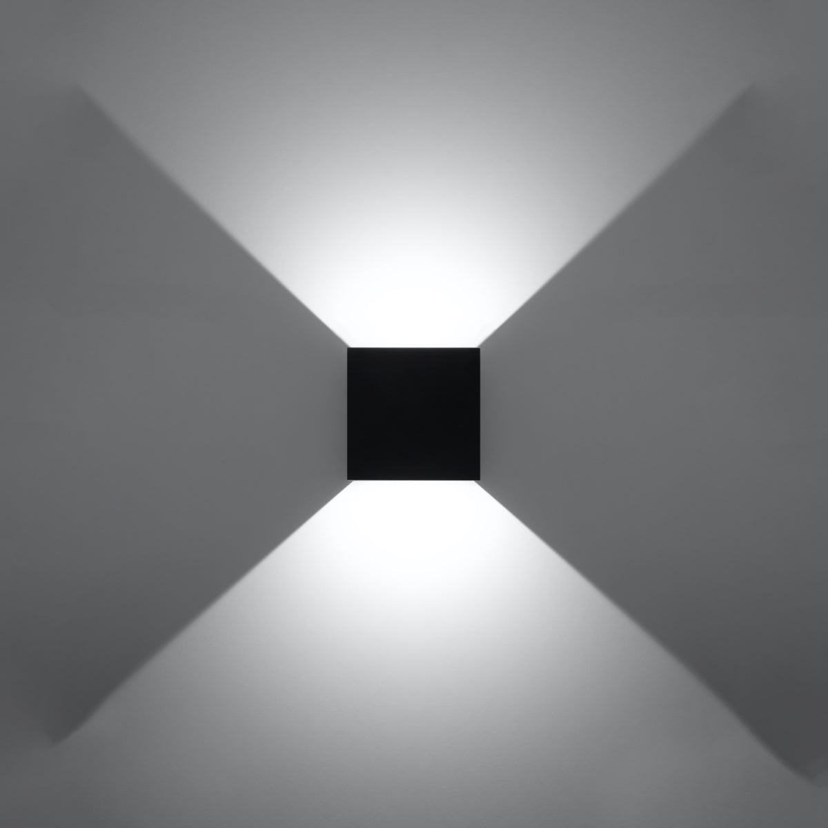 LUCA - LED-Wandleuchte, schwarz, IP54