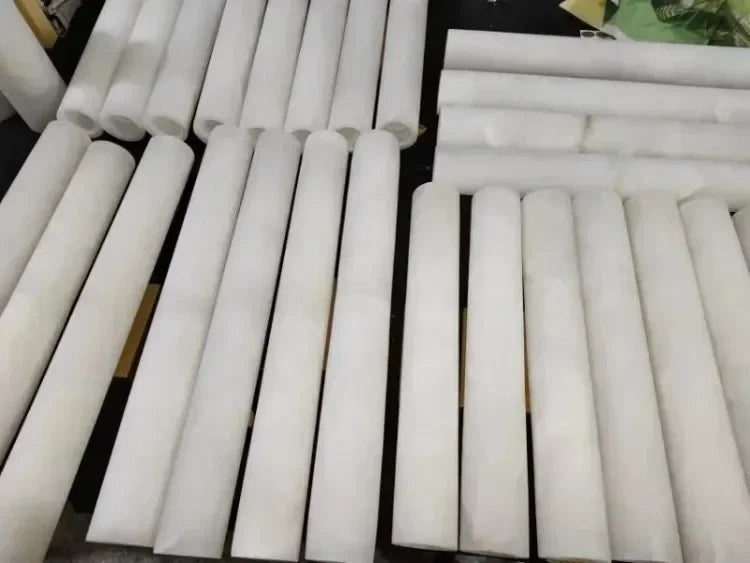 Celira - Marmor-Pendelleuchte in Weiß mit Kupferfinish