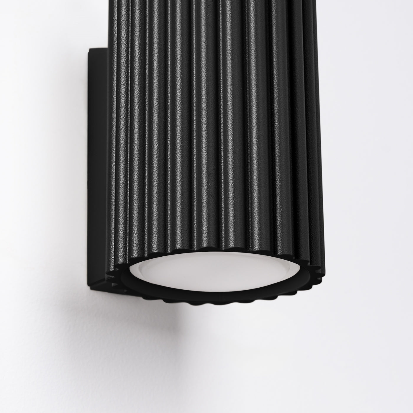 Carbon - 10 Wandleuchte aus schwarzem Aluminium