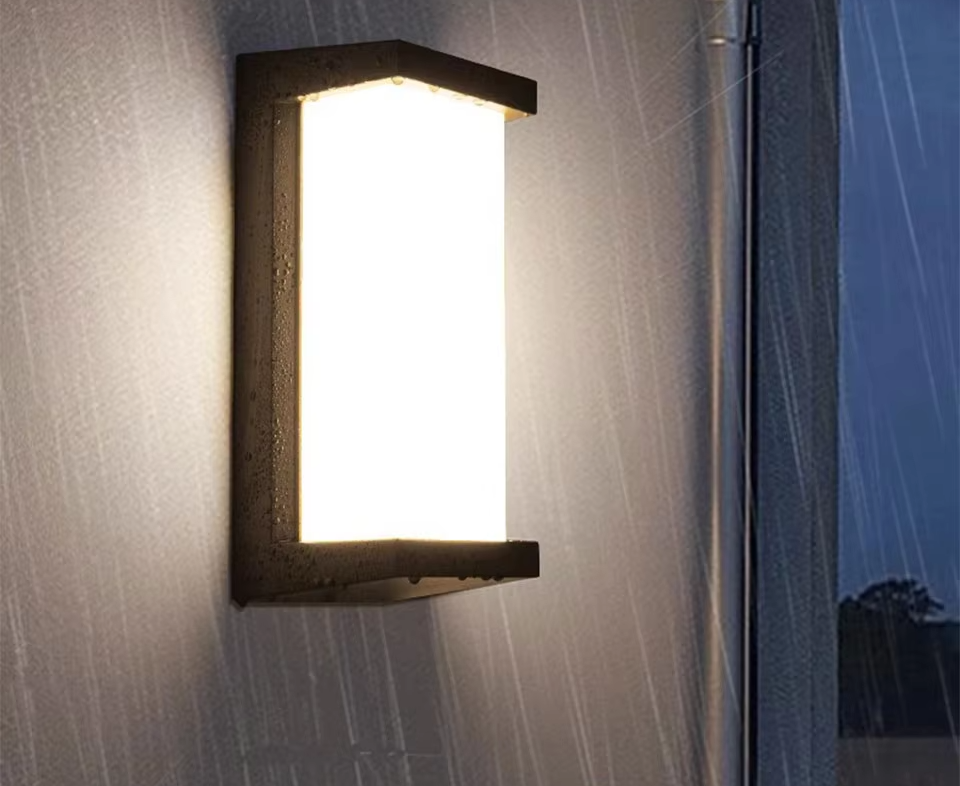 SENSOLUX - LED-Wandleuchte mit Radarsensor IP65