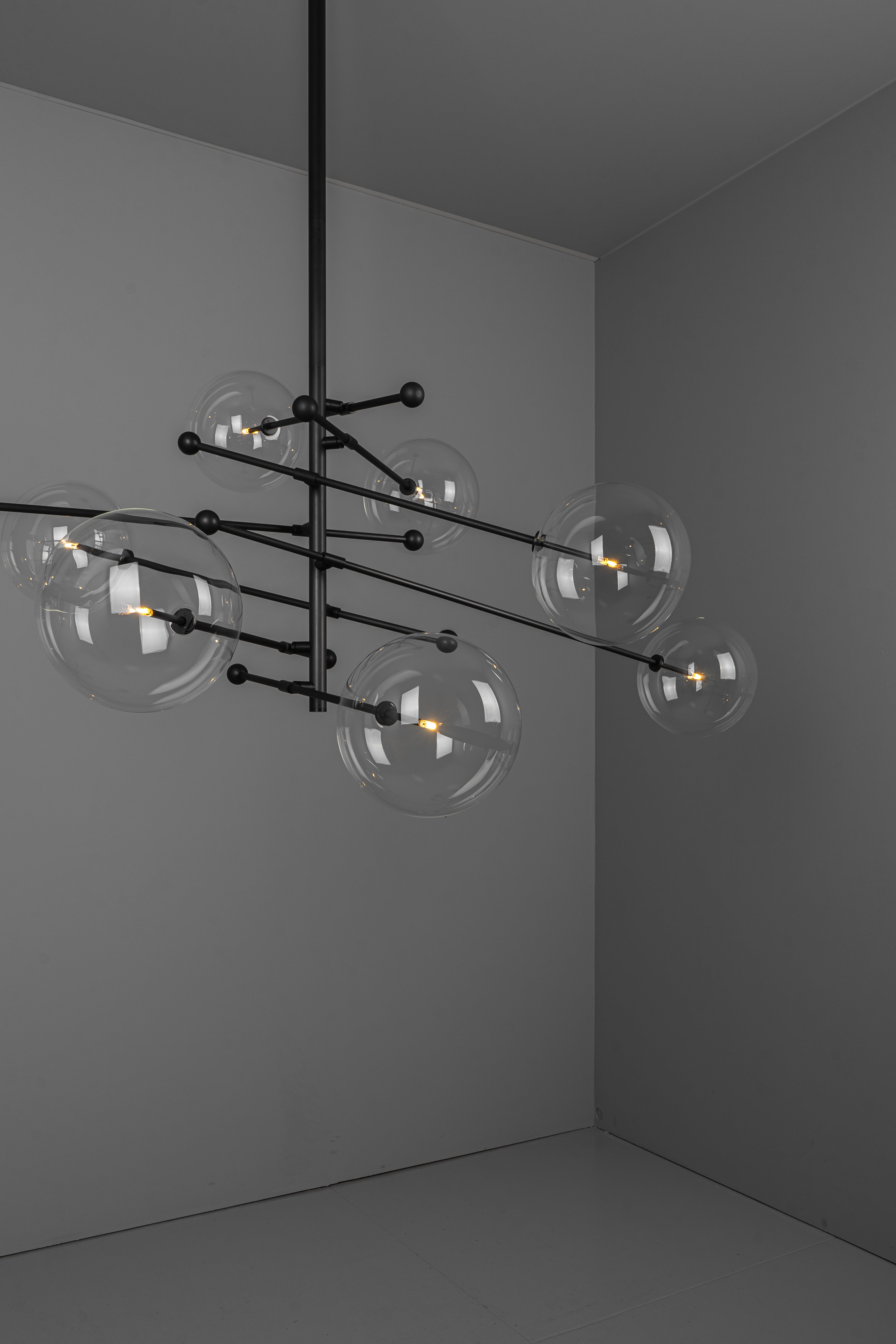 Aurela - Kronleuchter aus Metall und Glas mit 8 Armen