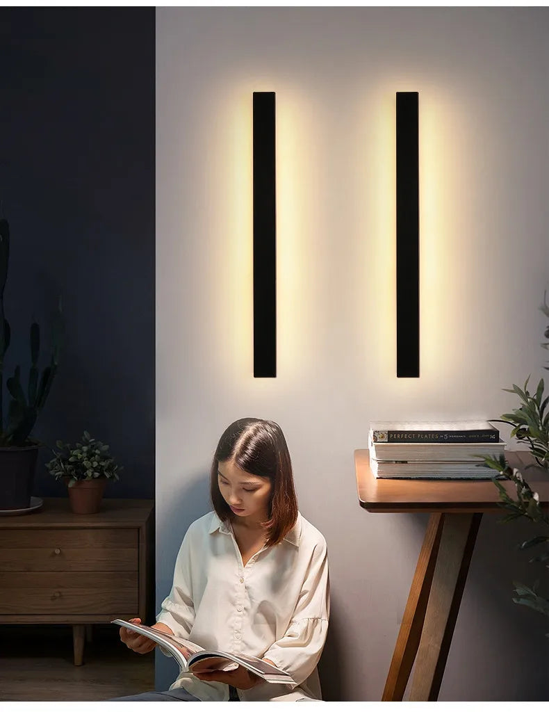 Lumera - LED-Wandleuchte, schwarzes Acryl