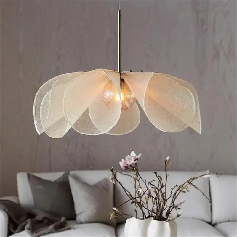 SabiFlora - Stoff-Hängelampe Wabi-Sabi Blumenform, E27 LED