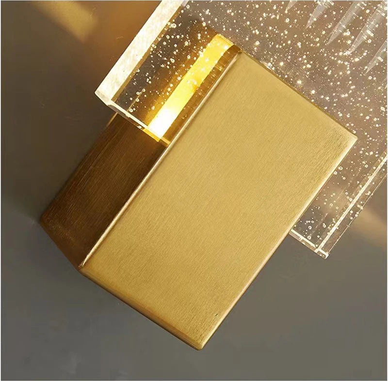 Wallix - Goldene LED-Wandleuchte mit Kristallblasen