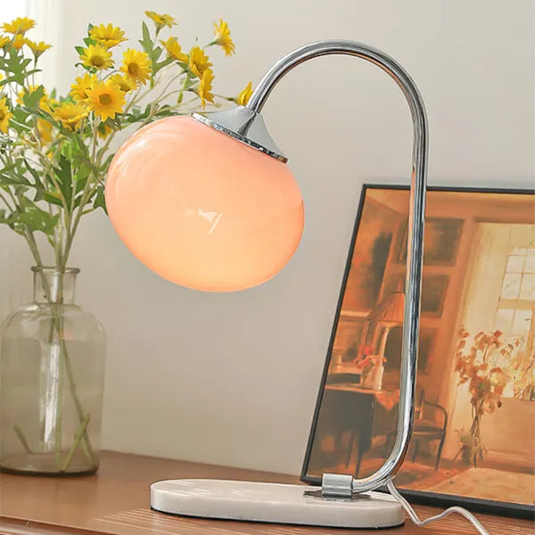 Marshmallow - Tischleuchte Marshmallow aus Glas und Metall