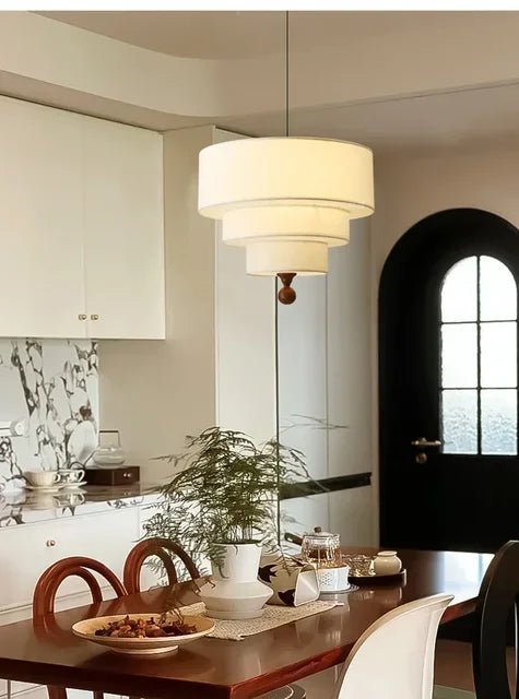 Polara - Boho-Hängeleuchte aus Stoff in Grün/Beige mit Holz-