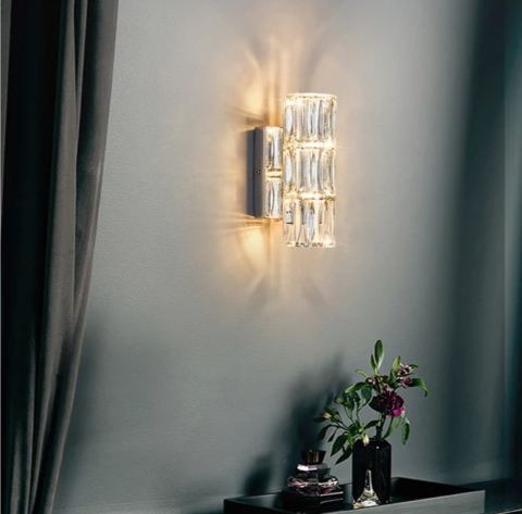 Brio - Kristall-LED-Wandleuchte aus Edelstahl