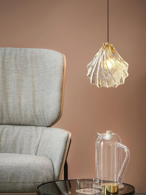 Shell“ - Mini-Pendelleuchte Shell aus Messing und Glas