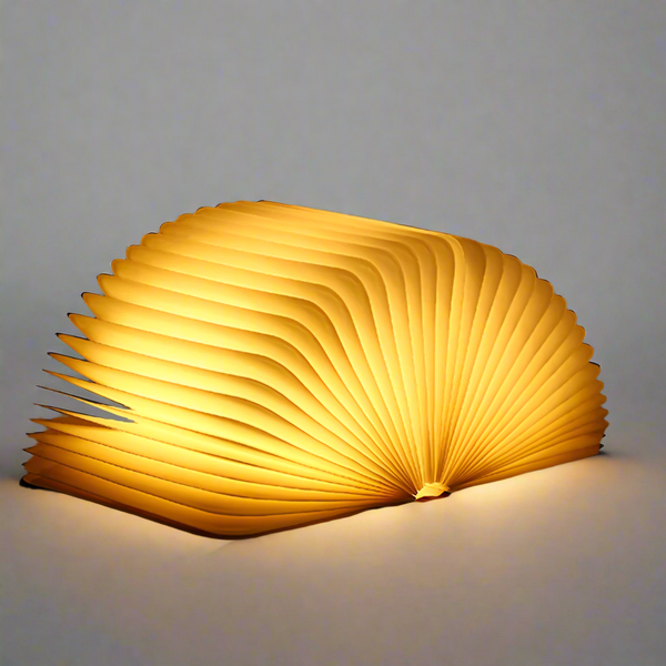 Verzauberte - Buchlampe – Magische Tischlampe für