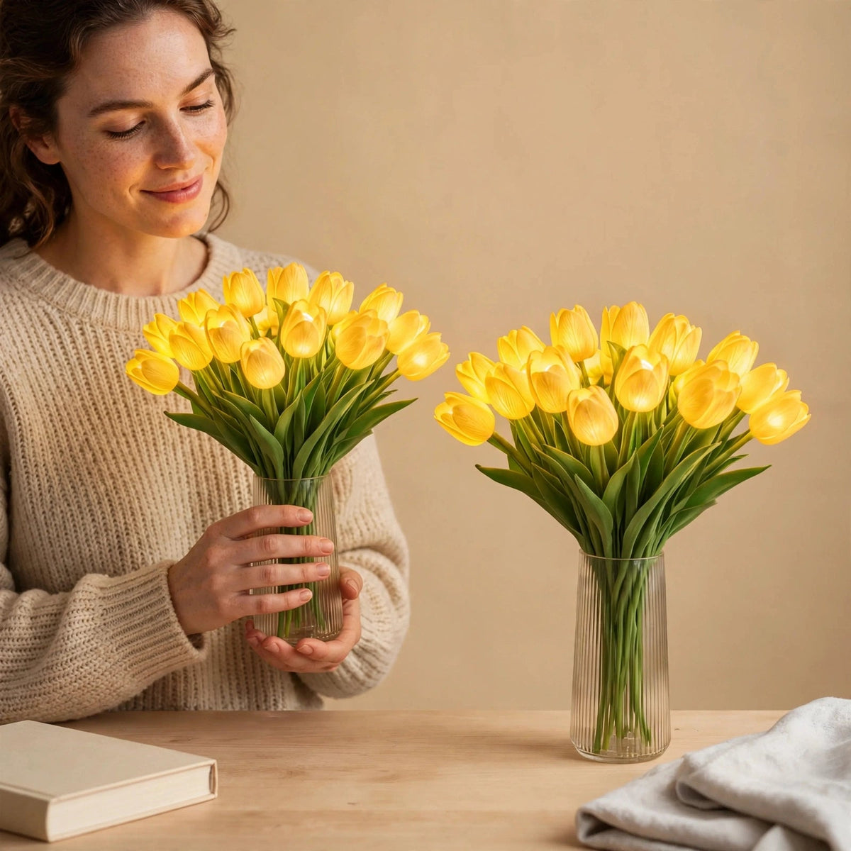 Tulipora – Tulpenförmige LED-Lampe mit 15 Lichtern