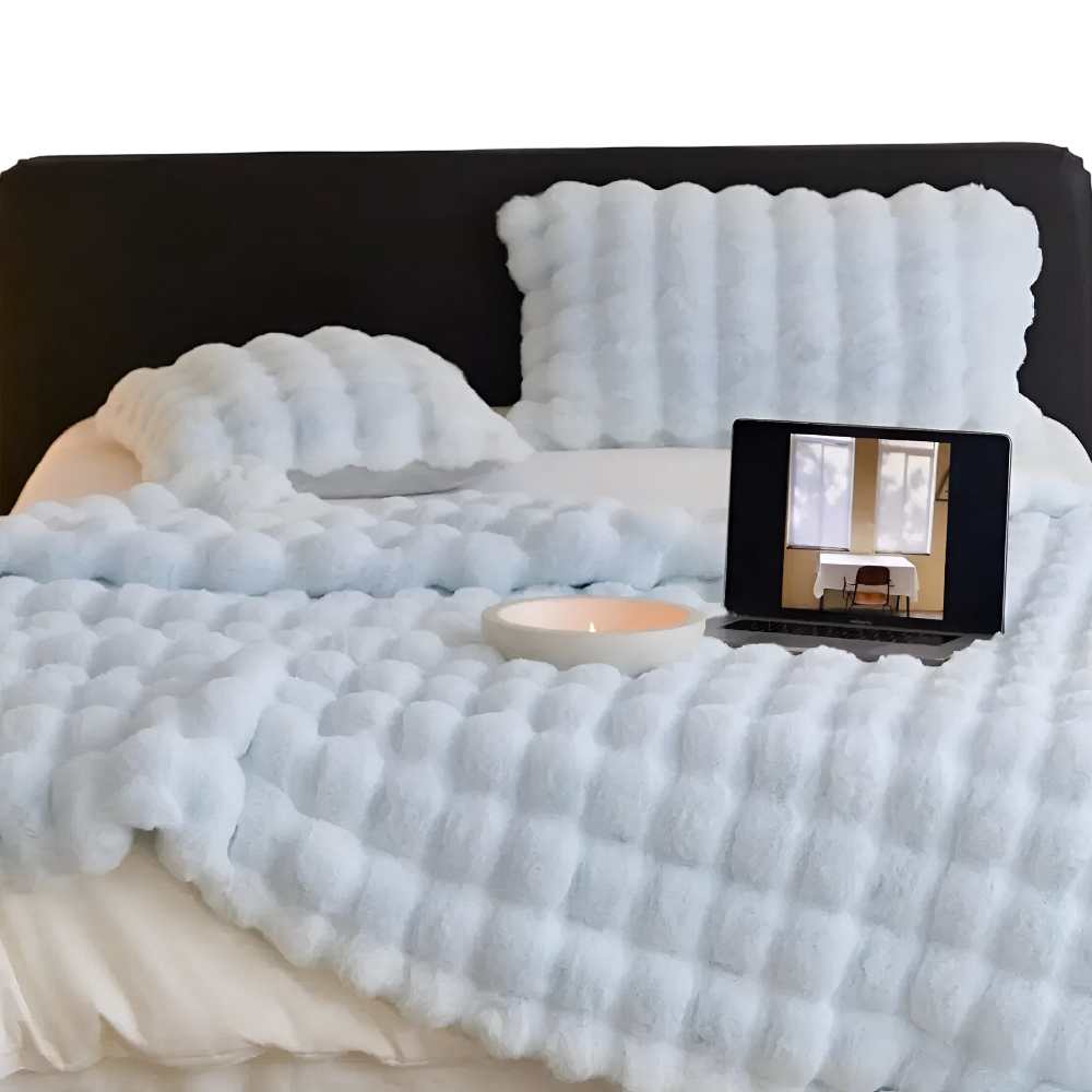 Karierte Kuscheldecke - super weich und kuschelig, der ultimative Entspannungsbegleiter.