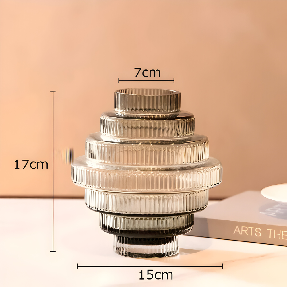 Elegante Amberglas-Vase - Zeitgenössisches Dekorationsstück für stilvolle Wohnräume