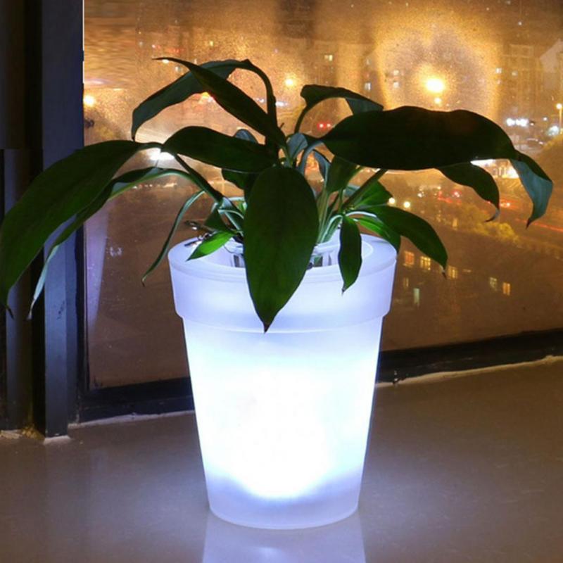 Stela - Solar Pflanzenhalter mit LED-Beleuchtung für Innen &