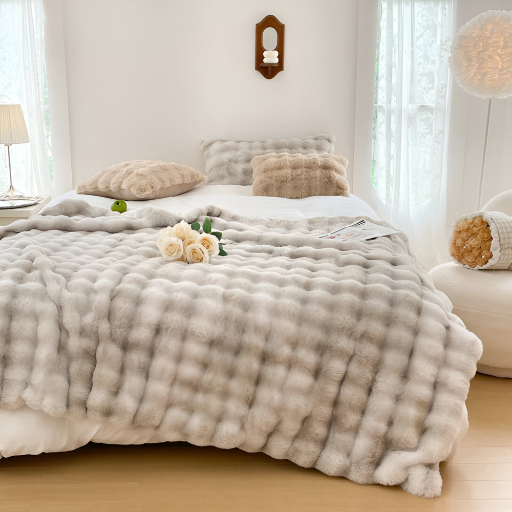 PlushHue - Plaid - Kuscheldecke Kunstfell-Optik superweich &