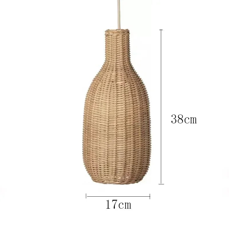 Handgeflochtene - Rattan-Pendelleuchte in Boho-Beige