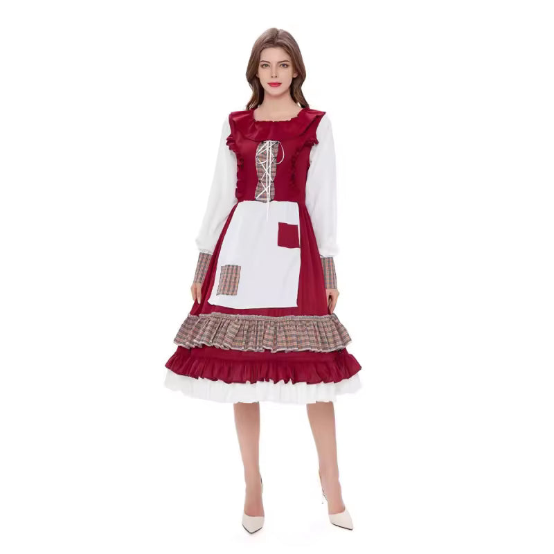 Damen-Dirndl mit Stickereien