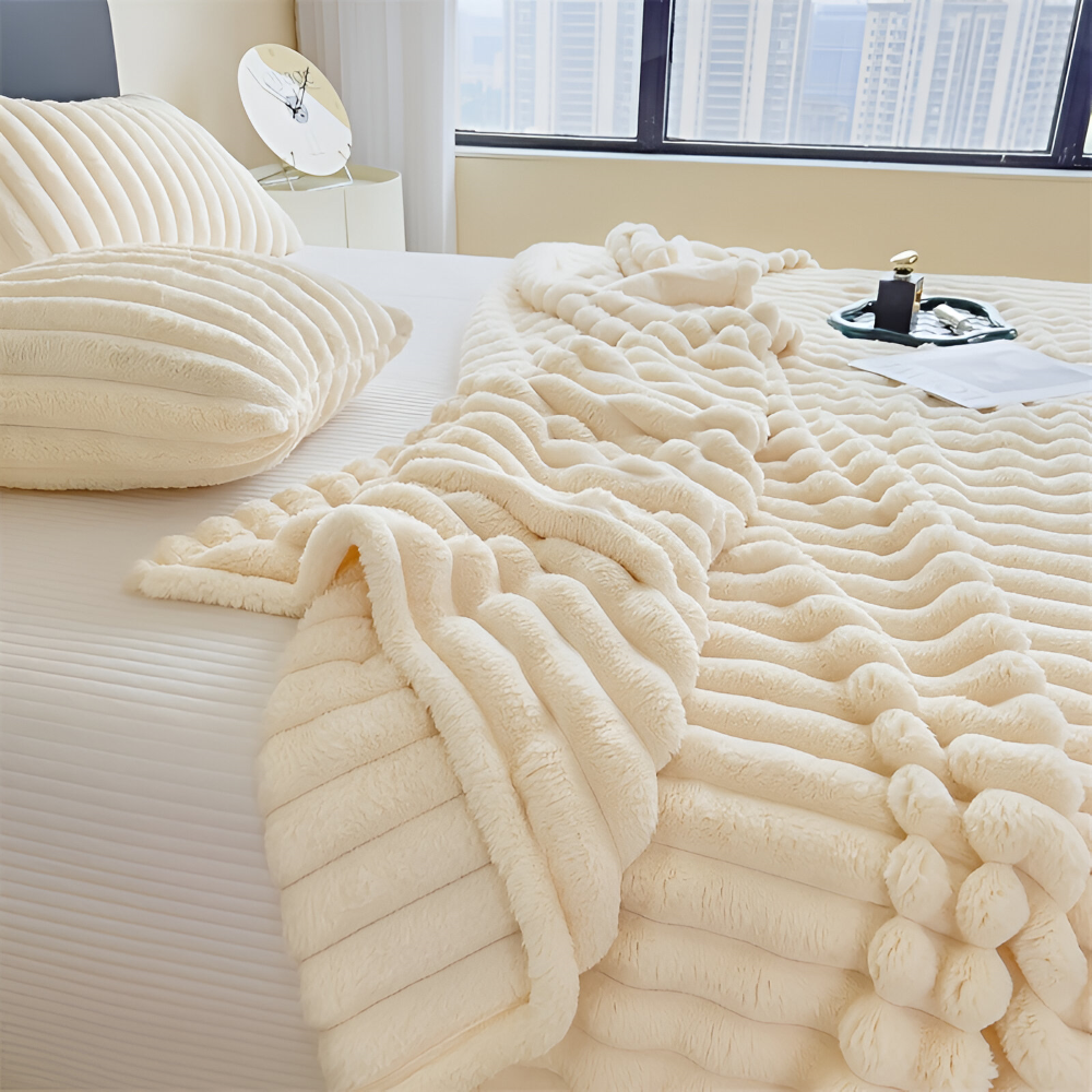 Fleece - Kuscheldecke gestreift aus Polyester