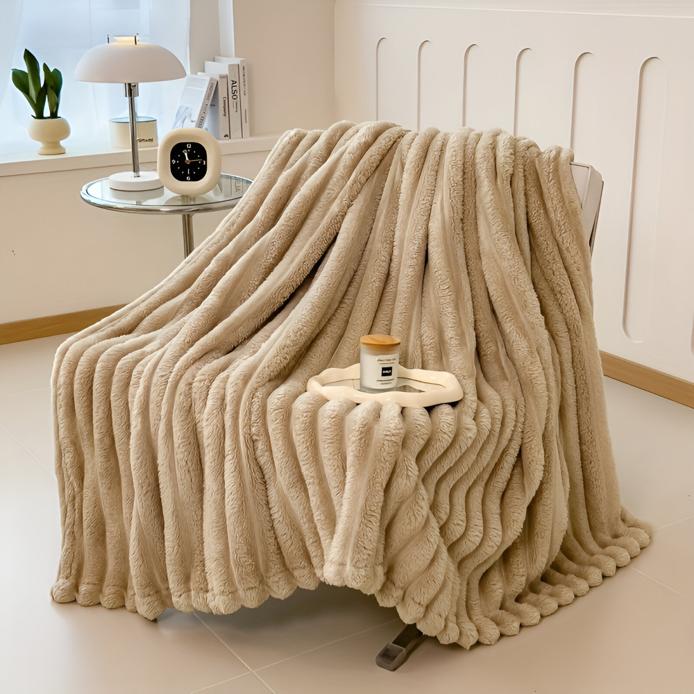 Fleece - Kuscheldecke gestreift aus Polyester