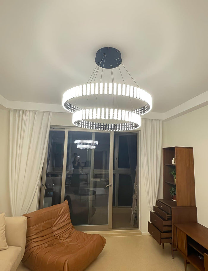Celira - LED-Kronleuchter-Pendelleuchte im Karussell-Design