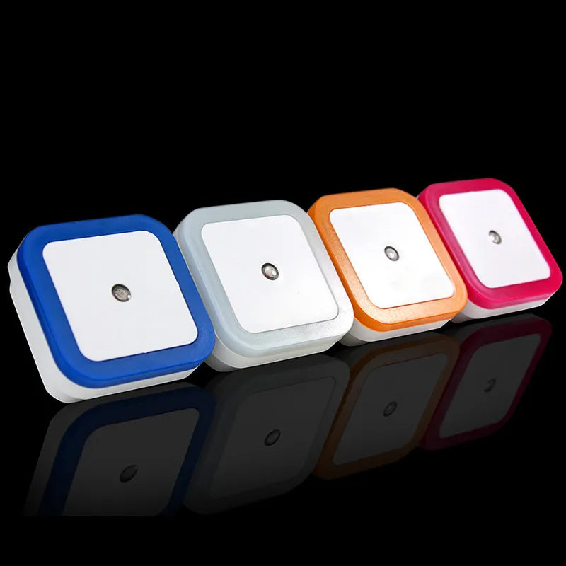 Astrum - Sensor-Nachtlicht mit EU-Stecker, LED, schaltet
