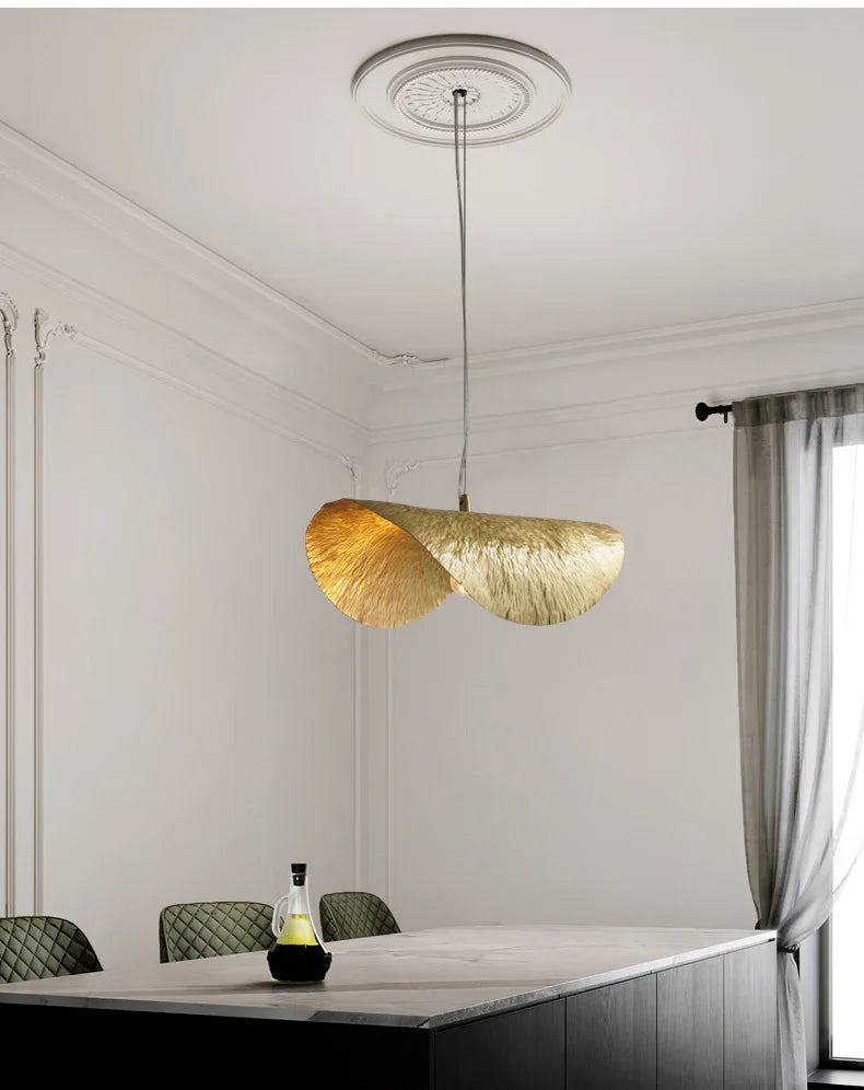 Polara - Kupfer-Pendelleuchte im Lotusblatt-Design