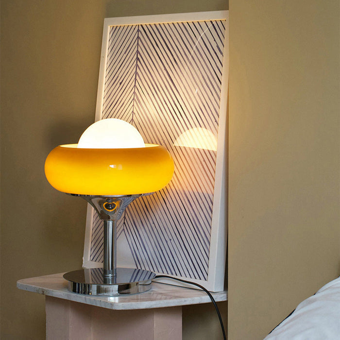 Lino - Vintage Bauhaus-Tischleuchte aus Glas, gelb