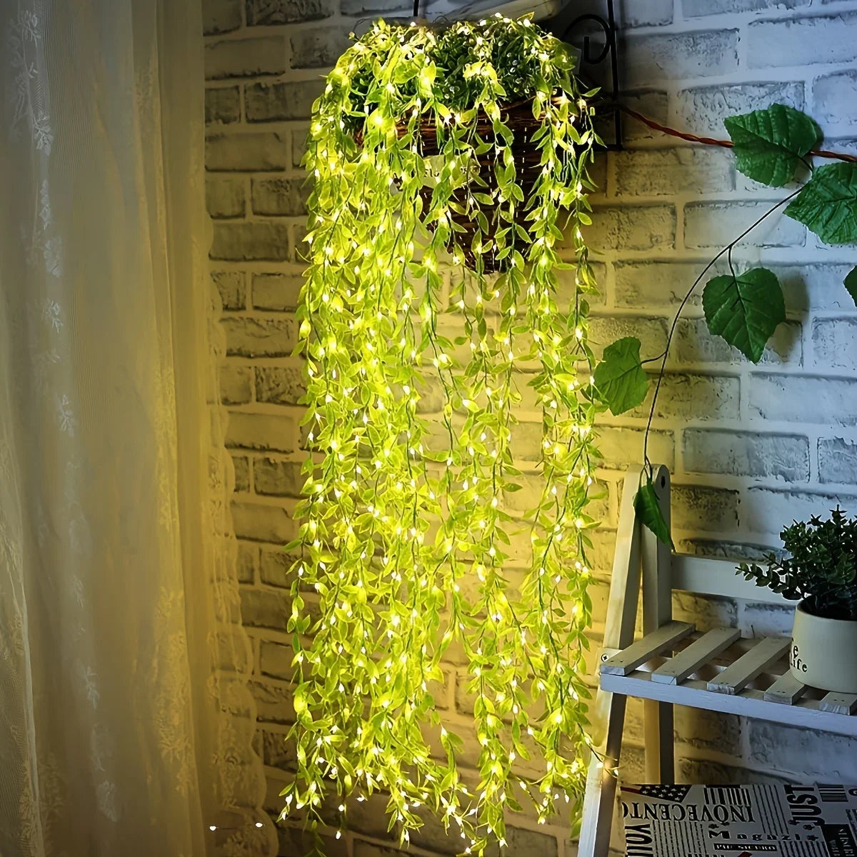 Feeria - LED-Lichterkette mit Blättern